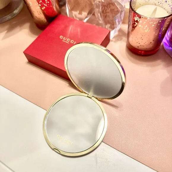 Gucci Gold Monogram Compact Makeup Mirror - Picture 2 of 4